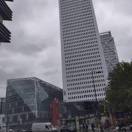 Studio Renove Saint-denis Pleyel 아파트 생드니