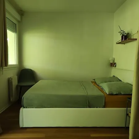Studio Renove Saint-denis Pleyel 아파트 생드니